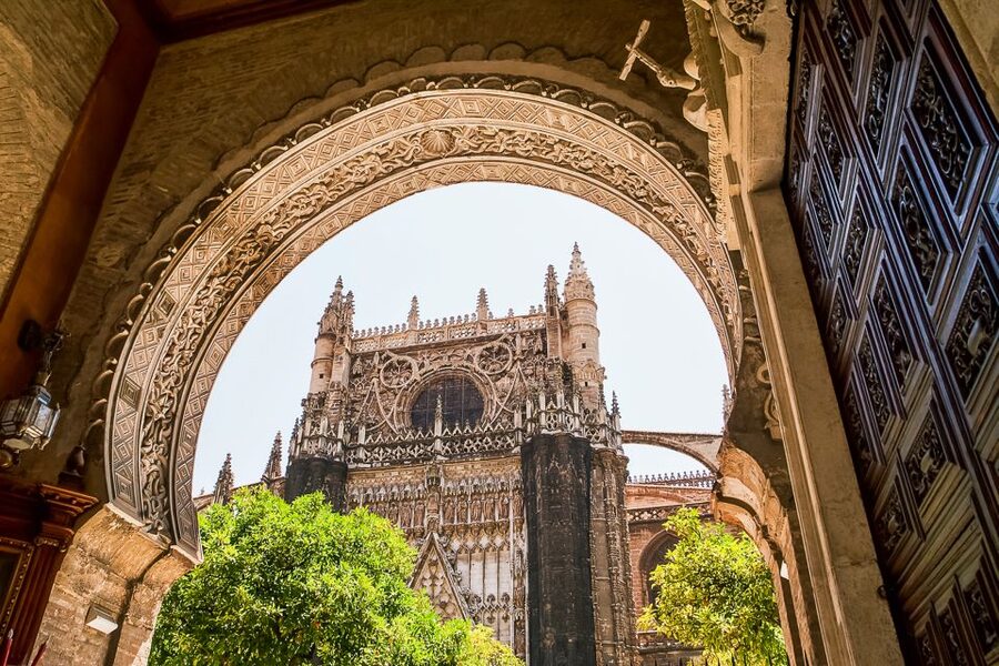 Seville: Cathedral and La Giralda Entry Ticket - The tomb of Christopher Columbus