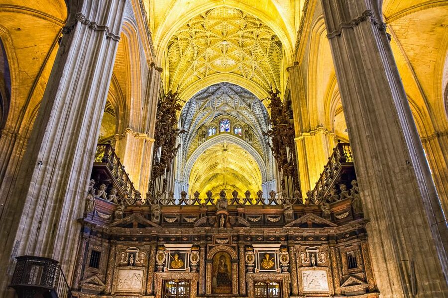 Seville: Cathedral and La Giralda Entry Ticket - The view from the tower has limits