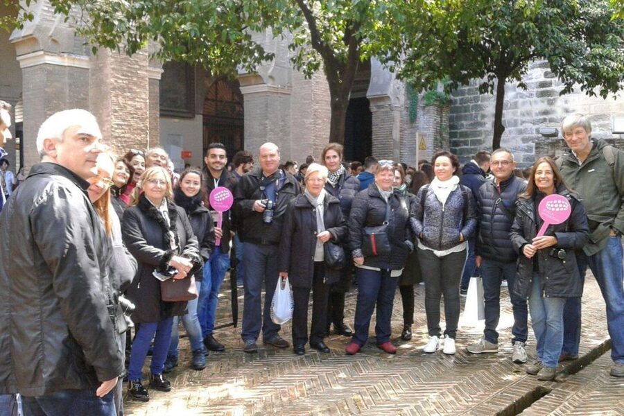 Seville: Cathedral Guided Tour with Priority Access - Priority entry and the start of the visit