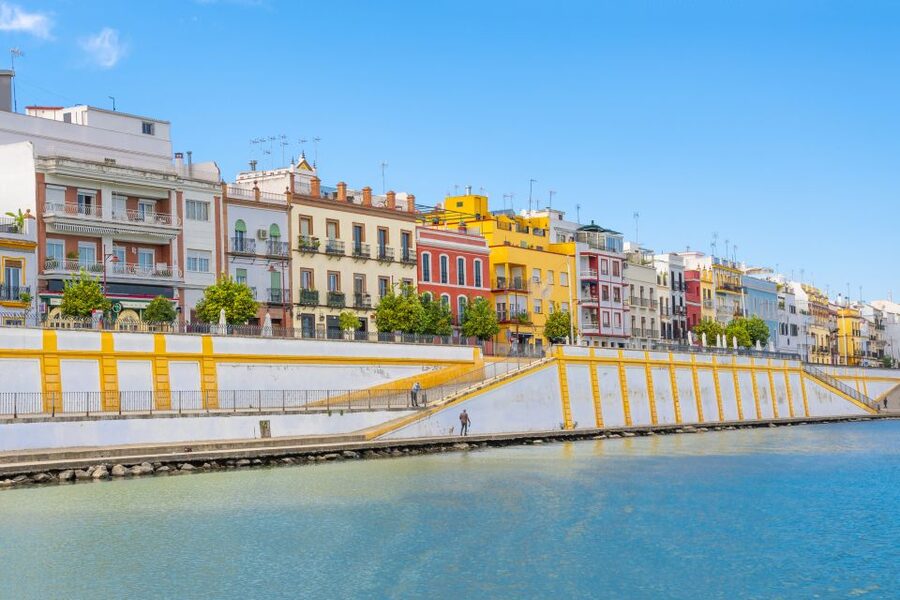 Seville: City Sightseeing Hop-On Hop-Off Bus Tour - Stops 8 and 9: Expo 92 and Isla Mágica