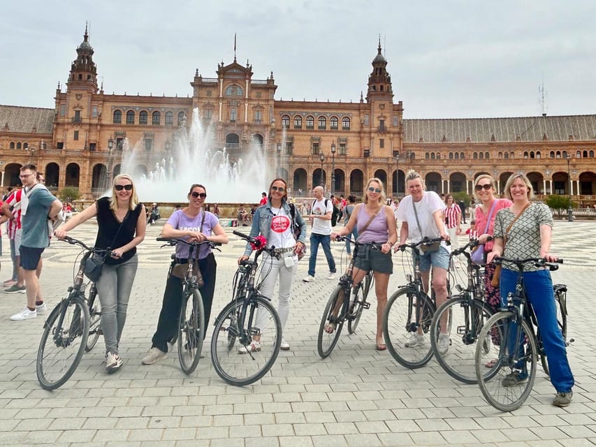 Seville: Dutch Cycling Highlights Tour with local guide - Why a bicycle works so well in Seville
