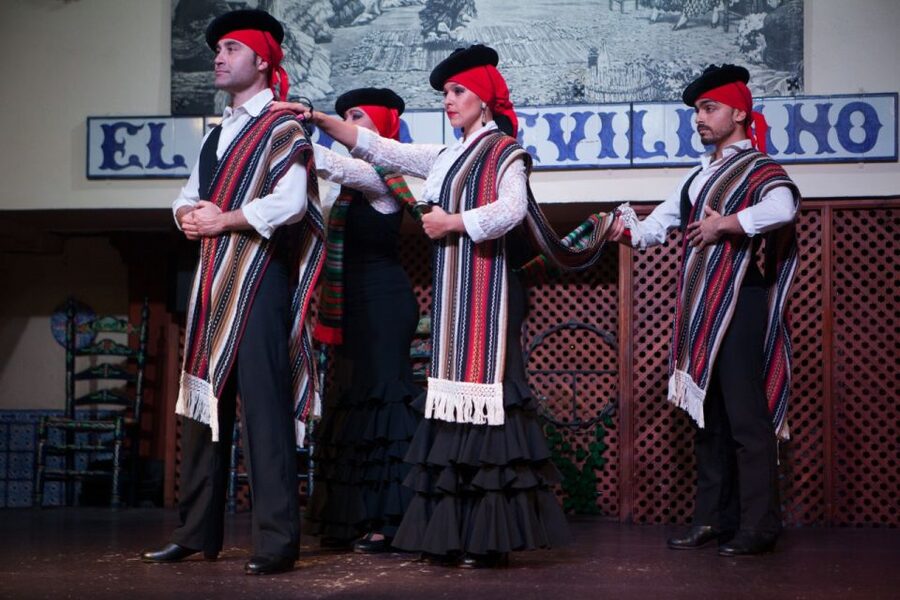 Seville: El Patio Sevillano Flamenco Show Ticket & Dinner - Key points to know before you book