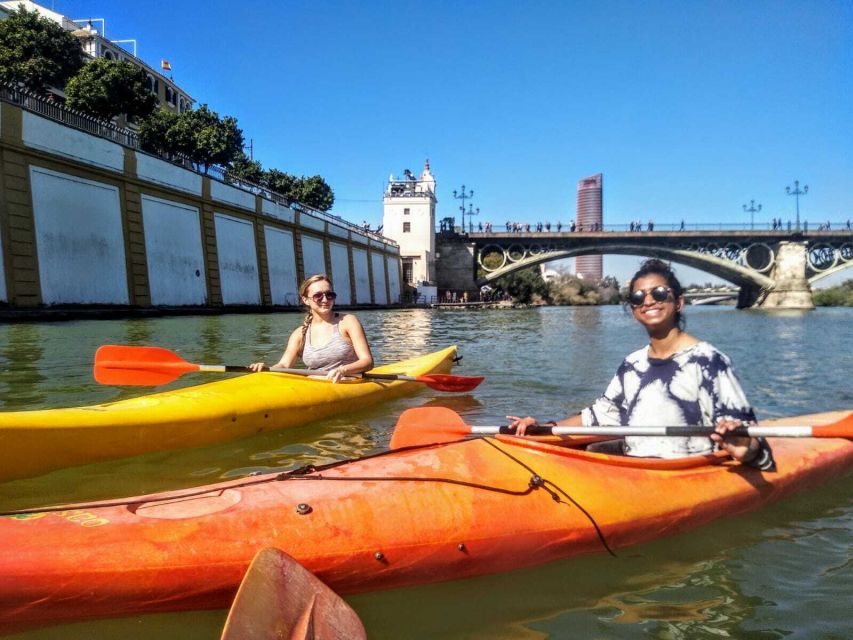 Seville: Guadalquivir River Kayaking Trip - Walking to the Guadalquivir and getting set up