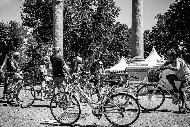 Seville Highlights Bike Tour (English) - Triana, pottery, and the river
