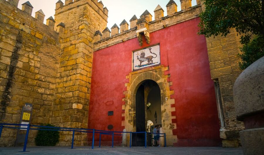 Seville: Royal Alcázar Skip-the-Line Tour by Local Experts - Inside the Mudejar Palace of King Pedro I