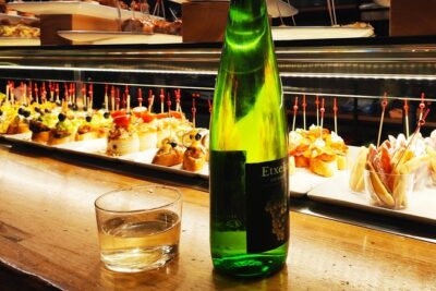 Spanish Wine and Tapas Tour in a Local Neighborhood in Barcelona