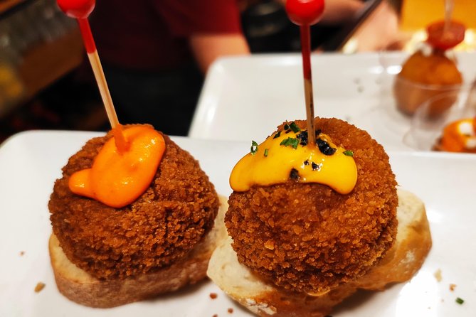 Spanish Wine and Tapas Tour in a Local Neighborhood in Barcelona - The timing issue: fresh food versus a tight schedule