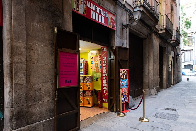 Speakeasy Bar Tour & VIP Nightclub - Supermercat’s vending-machine entrance