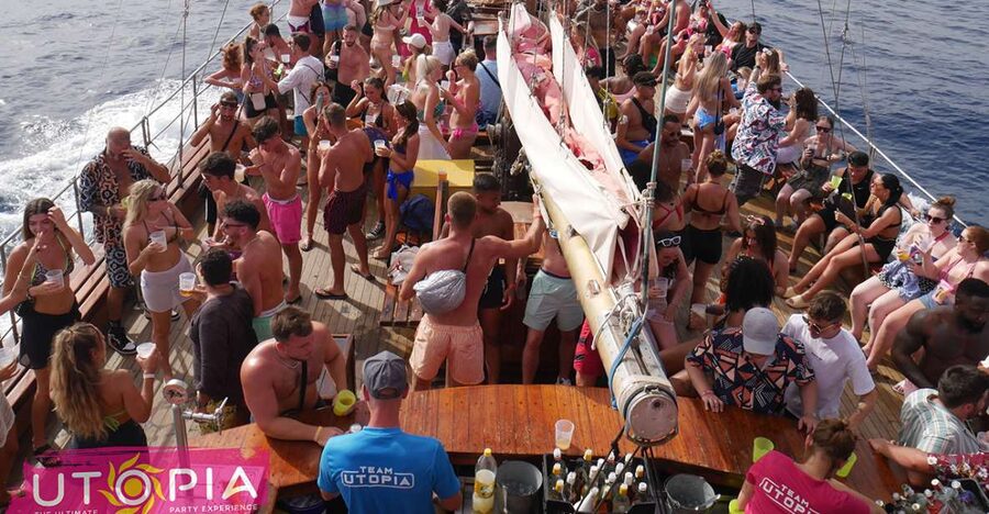 Tenerife: Boat Party with Open Bar and DJs - Key things to know before you book