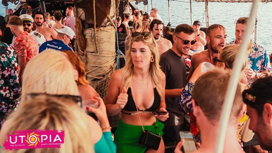 Tenerife: Boat Party with Open Bar and DJs - The swim stop and time at anchor