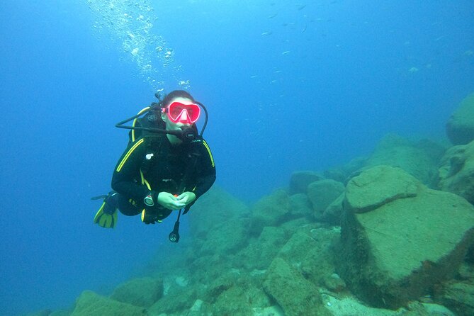 Tenerife First Time Scuba Dive – Turtle Habitat, Small Groups - What the first underwater session feels like