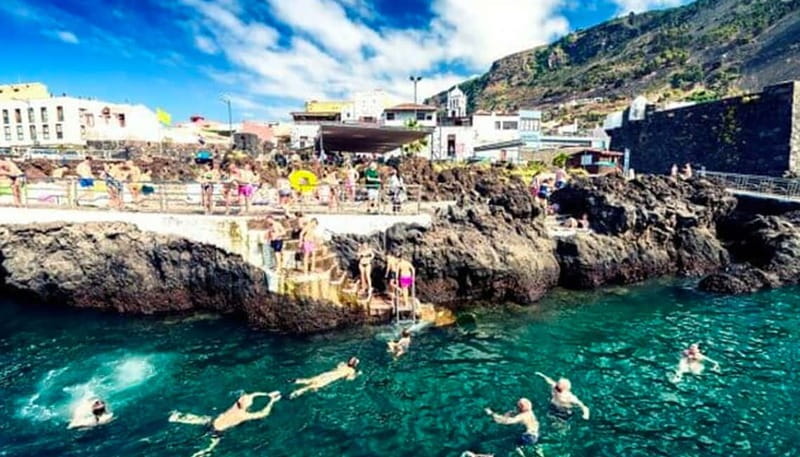 Tenerife: Teide, Icod de los Vinos & Garachico Full Day Tour - Icod de los Vinos and the old dragon tree