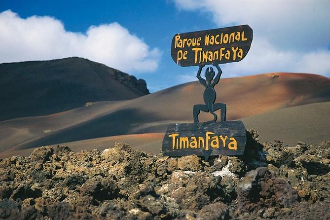 Timanfaya, Golfo, Jameos Agua & Camel Ride (opt) - Lanzarote - Timanfaya National Park and the road into the volcanoes