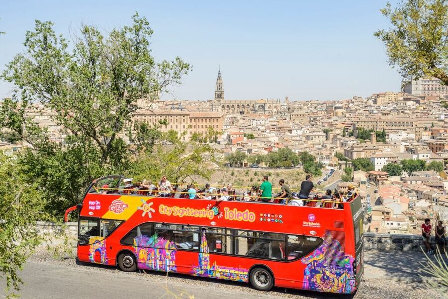 Toledo: City Sightseeing Hop-On Hop-Off Bus Tour & Extras - Stop 1: Alcazar and the temporary Calle Union pickup