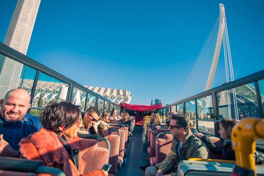 Valencia: 24 or 48-Hour Hop-on Hop-off Bus Ticket - How to plan one day or two