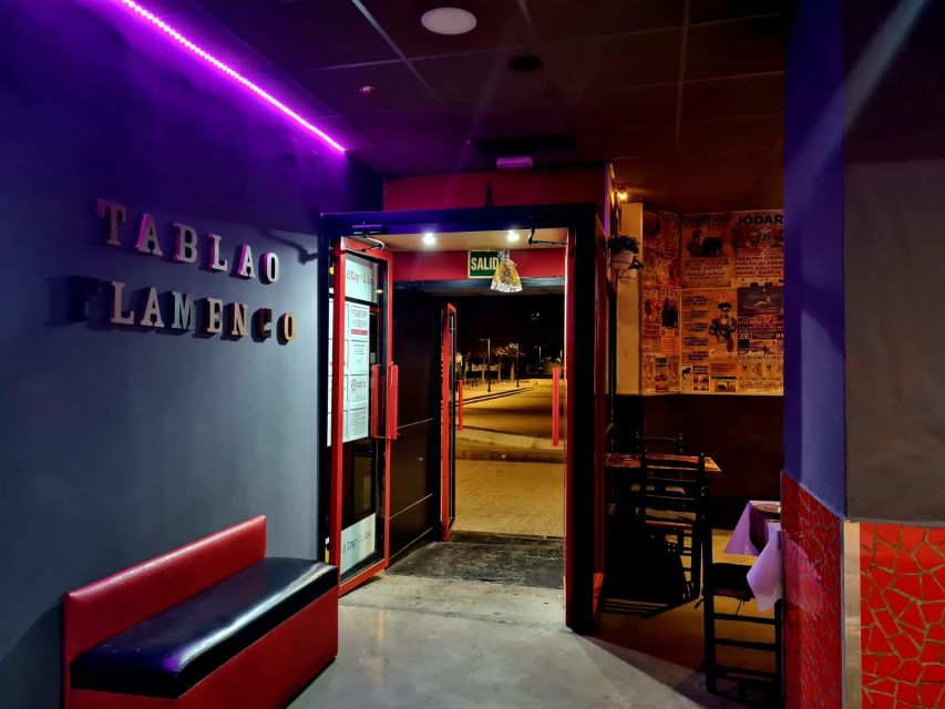 Valencia: Flamenco at Toro y La Luna with optional Dinner - Key points to know before booking