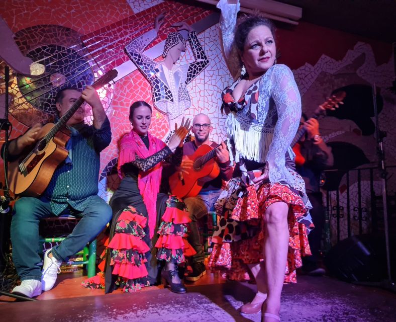 Valencia: Flamenco at Toro y La Luna with optional Dinner - Food, service, and value for money