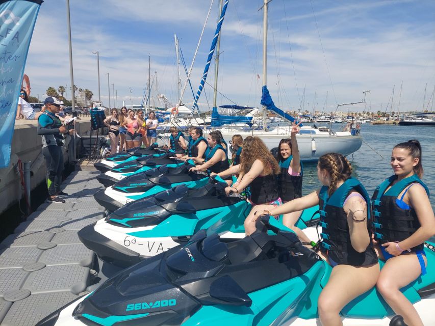 Valencia: Jetski experience with Guide - Leaving the marina takes part of your riding time