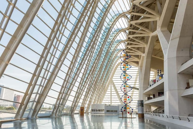Valencia: Oceanogràfic, Hemisfèric & Science Museum Combo - Families, accessibility, and practical comfort