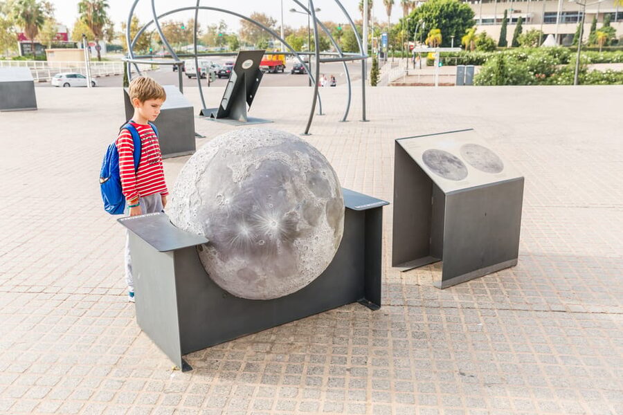 Valencia: Principe Felipe Science Museum Entry Ticket - Why the Hands-On Rule Works