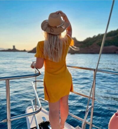 Sunset or Daytime Catamaran Cruise with Drink