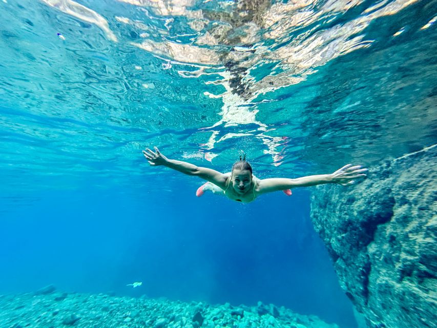 Valencia: Waterfalls and Thermal Springs Tour with Swimming - Montanejos dam and reservoir