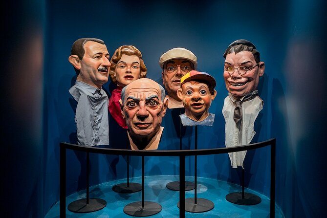 White Rabbit Museum: The Best Immersive Experience in Catalonia - Ten rooms, ten different ways to see Barcelona