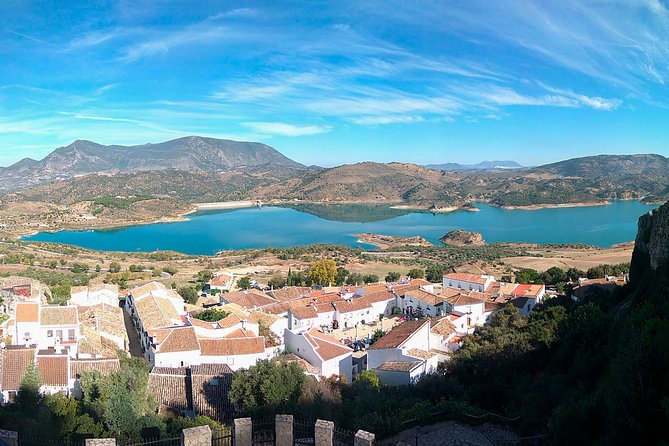 White Villages and Ronda Guided Day Tour from Seville - What the guiding can add